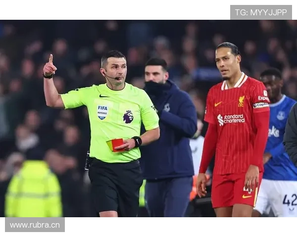 阿森纳赛季后期状态下滑：关键阶段表现波动，影响争冠竞争力